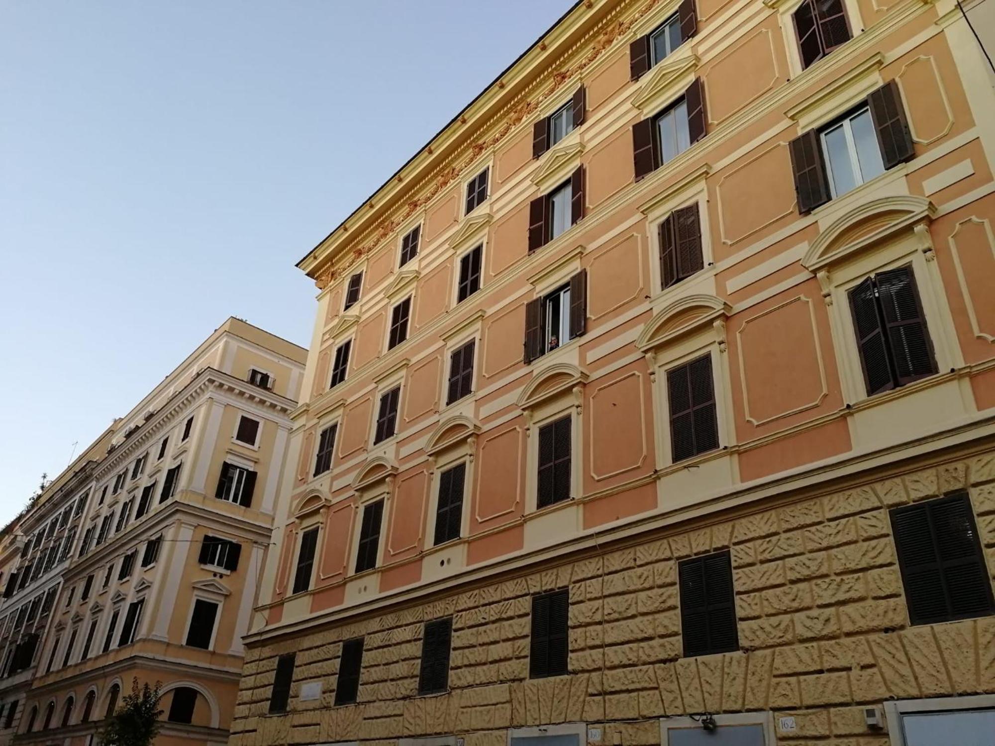 Belltower Elegans Hotel Rome Exterior photo